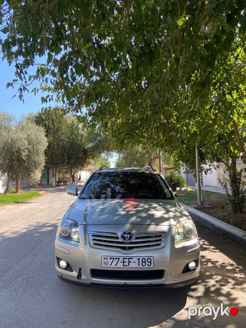 Toyota Avensis, 2.0 L, 2008 il, 251 000 km — Salyan
