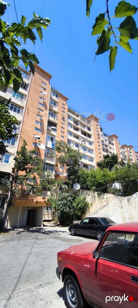 Satılır 3 otaqlı köhnə tikili 85 m² — Bakı