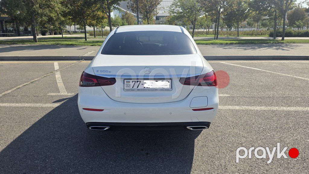 Mercedes E 300 e, 2.0 L, 13.5 kWh, 2021 il, 57 000 km — Avtomobillər, Bakı (4)