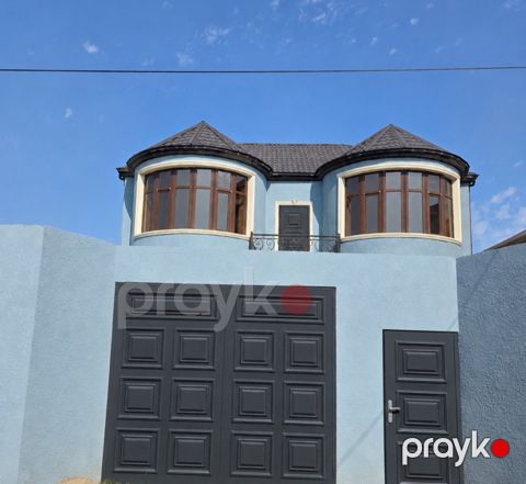 Satılır 6 otaqlı həyət evi/bağ evi 180 m² — Bakı