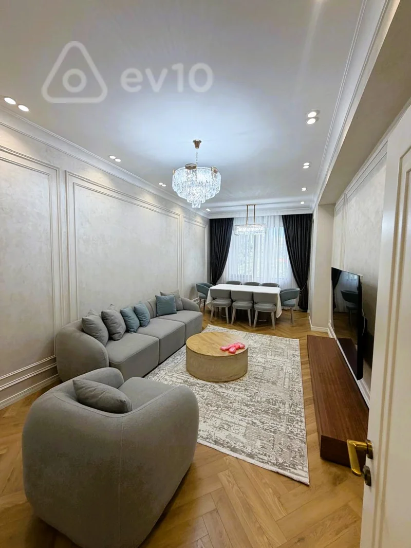 4 otaqlı mənzil, 180 m², izmir küçəsi — kirayə — Bakı