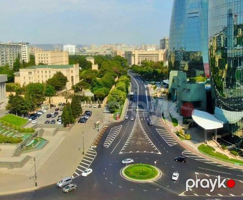Satılır 2 otaqlı köhnə tikili 75 m² — Bakı