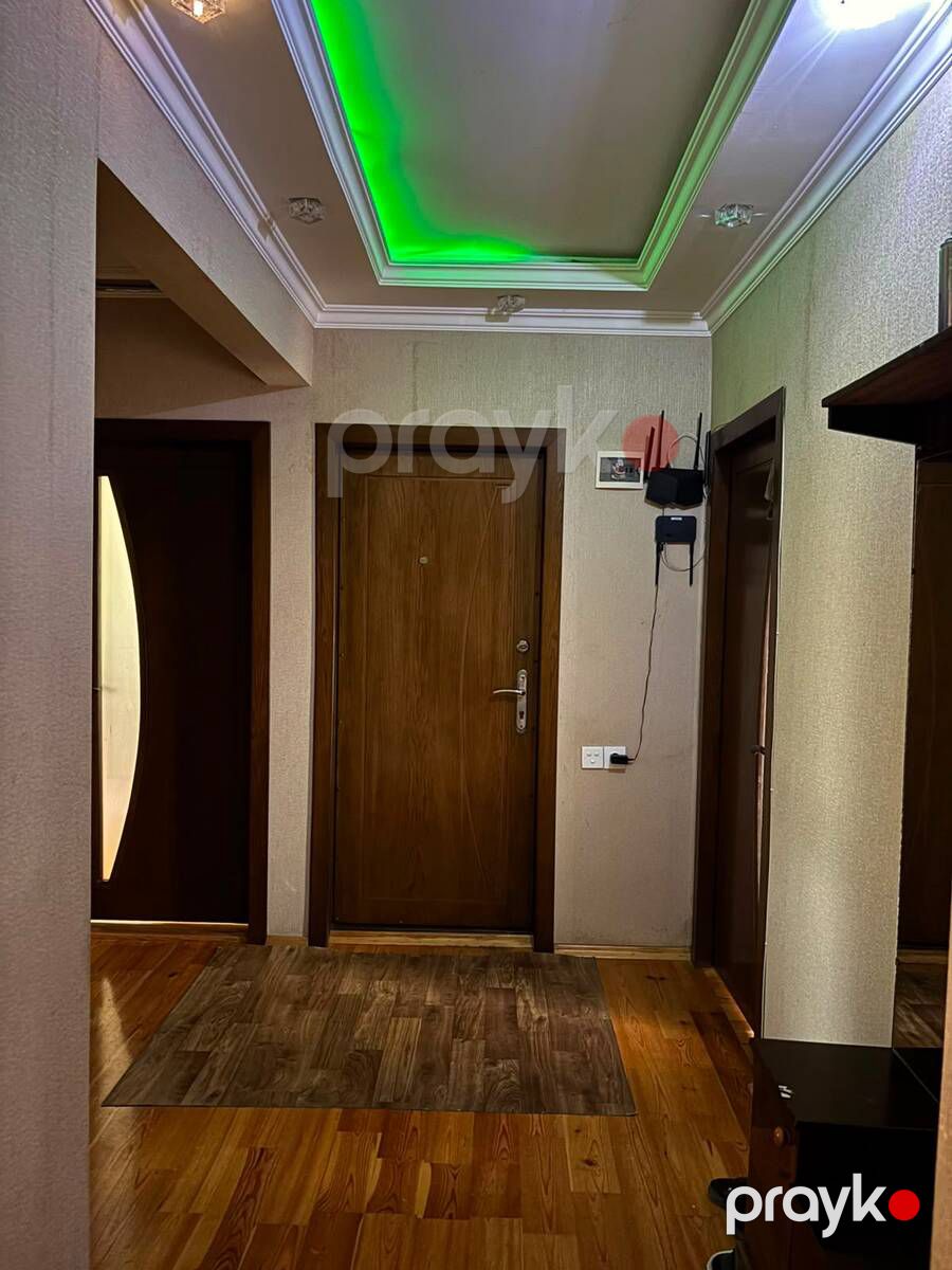 Satılır 4 otaqlı köhnə tikili 126 m² — Mənzil, Bakı (9)