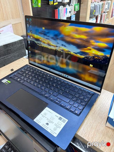 ASUS ZenBook 15 – i7 — Bakı