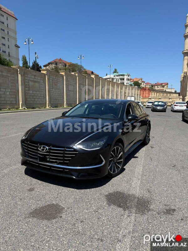 Hyundai Elantra, 2018 il — Minik avtomobili icarəsi, Bakı (8)
