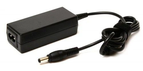 Toshiba 19V 1.58A (5.5x2.5) adapteri — Bakı
