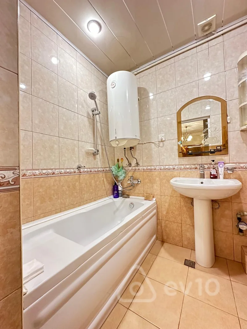 2 otaqlı mənzil, 75 m², e.quluyev — Mənzil, Bakı (10)