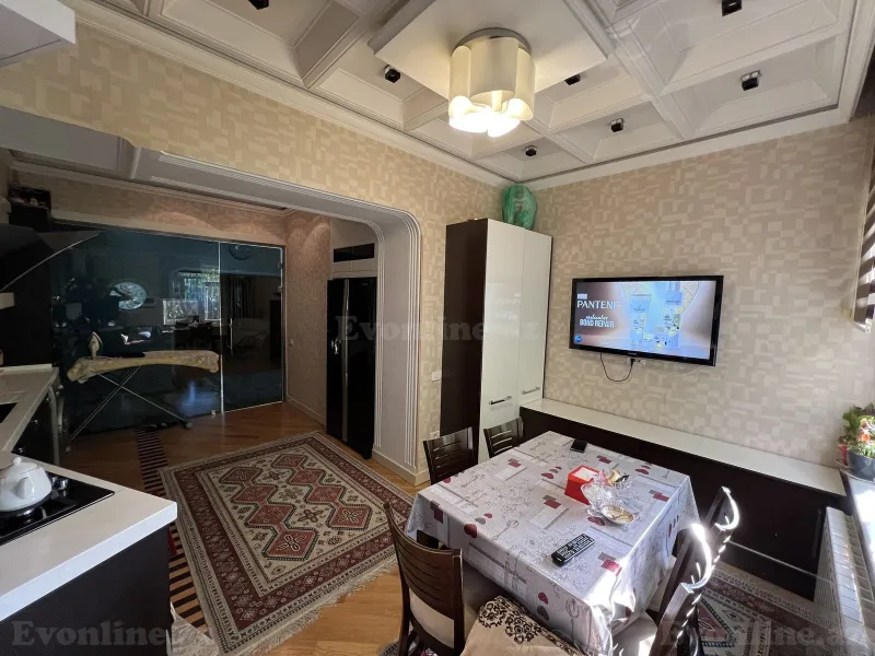 Satılır 3 otaqlı Mənzil Köhnə tikili 110 m² Bakı, Nəsimi r — Mənzil, Bakı (8)
