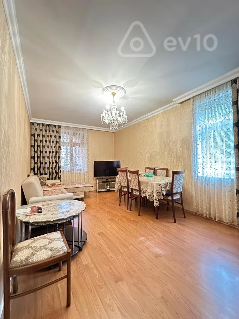 2 otaqlı mənzil, 75 m², e.quluyev — Bakı