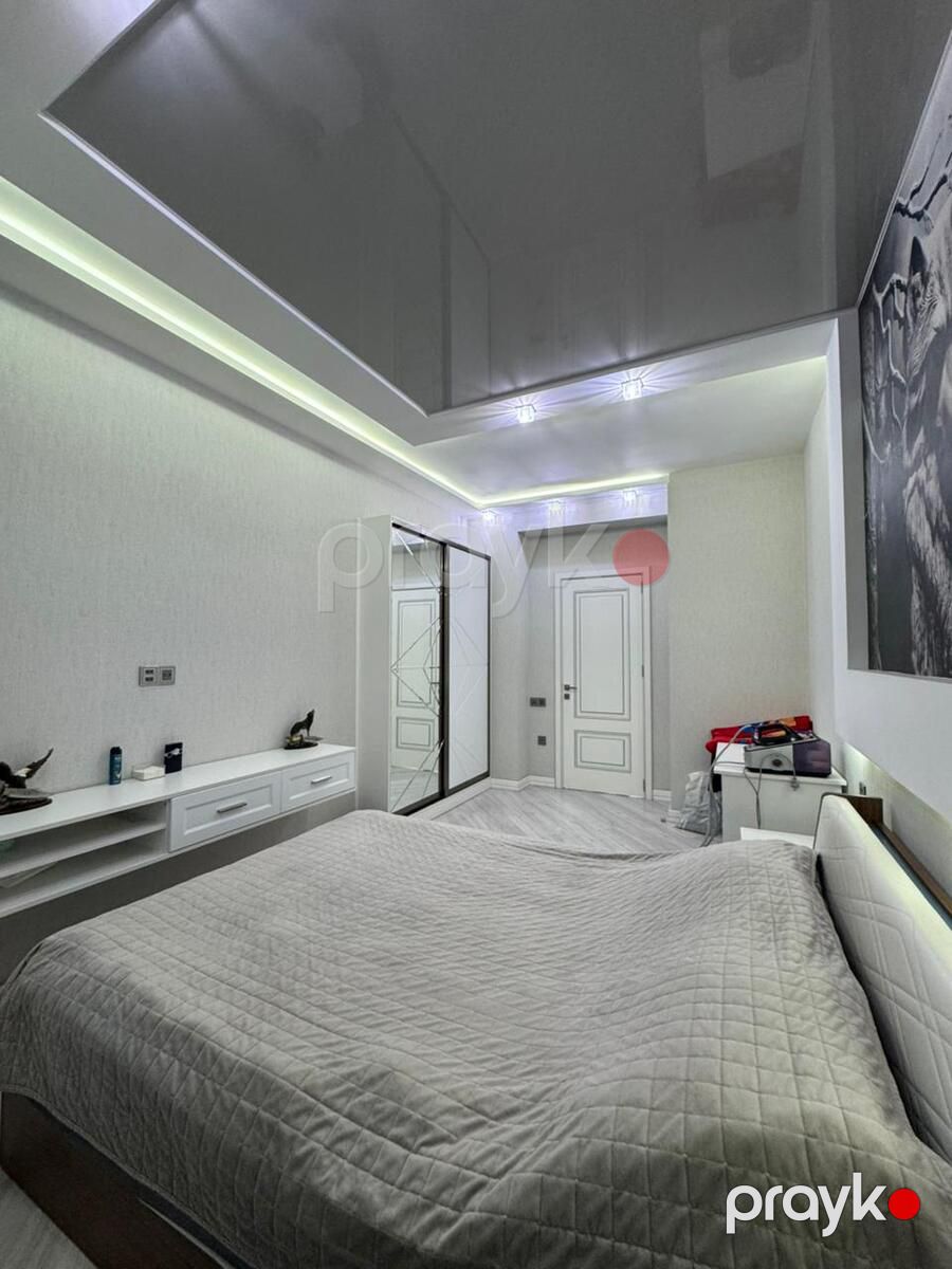 Satılır 4 otaqlı yeni tikili 200 m² — Mənzil, Bakı (8)