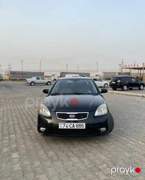 Kia Rio, 1.5 L, 2010 il, 410 000 km — Bakı