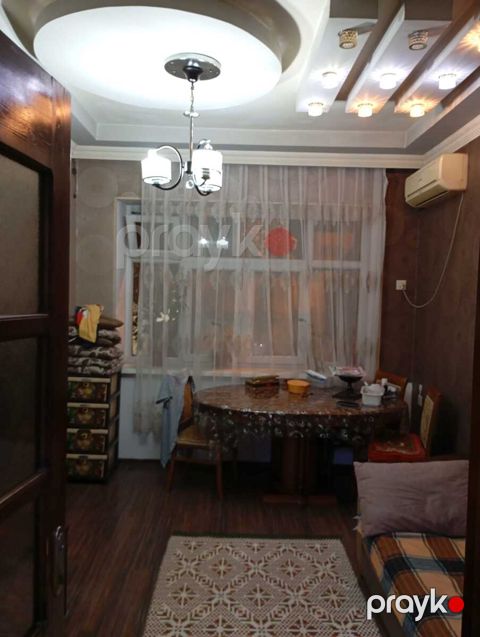 Satılır 2 otaqlı köhnə tikili 40 m² — Bakı