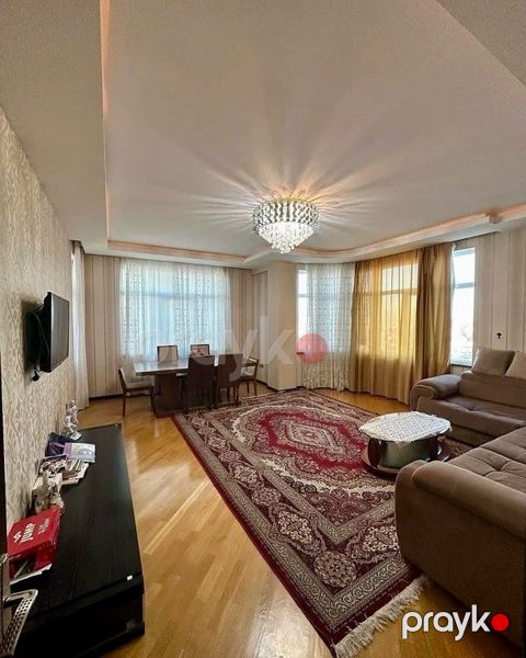 Satılır 4 otaqlı yeni tikili 154 m² — Bakı