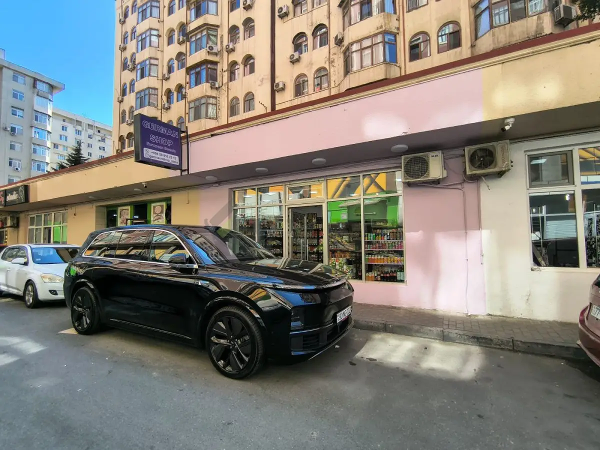 40 m² Obyekt / Ofis Satılır, 8-ci mikrorayon, Binəqədi, Bakı — Bakı