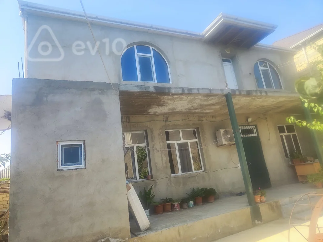 6 otaqlı həyət evi, 99 m², Sumqayıt Şəhəri, Hafiz Baxış küçəsi — Sumqayıt