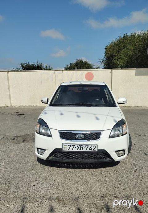 Kia Rio, 1.5 L, 2010 il, 350 000 km — Bakı