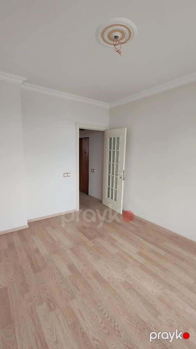 Satılır 2 otaqlı köhnə tikili 55 m² — Mənzil, Bakı (5)
