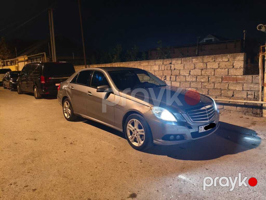 Mercedes E 220, 2.1 L, 2009 il, 281 345 km — Avtomobillər, Bakı (4)