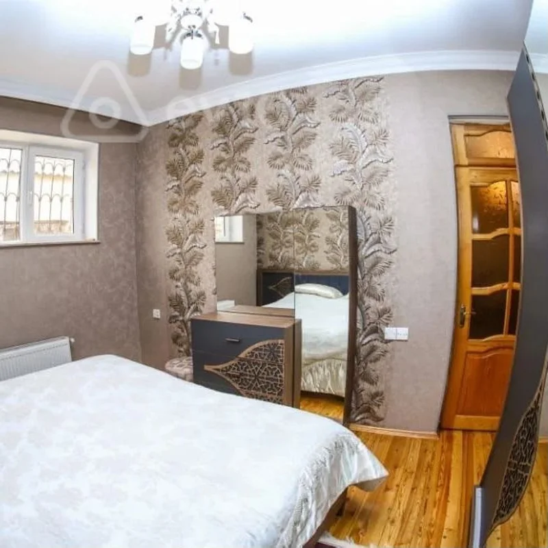 7 otaqlı həyət evi, 250 m², Süleyman Əhmədov küç — Ev, villa, Bakı (9)