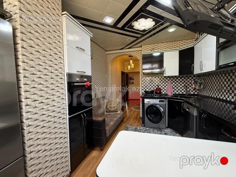 Satılır 4 otaqlı Bina evi menzil (Köhnə tikili), 90 m², 9-cu mikrorayon — Mənzil, Sumqayıt (9)