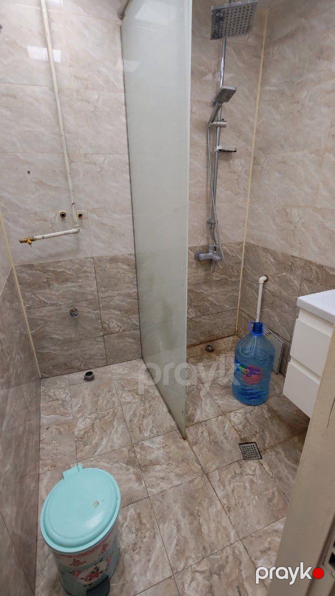 Satılır 2 otaqlı köhnə tikili 55 m² — Mənzil, Bakı (8)