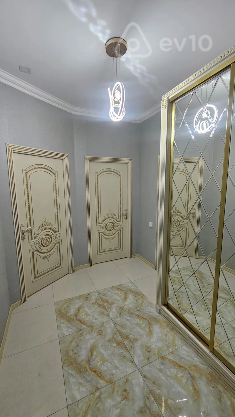 3 otaqlı mənzil, 70 m², Sergey Sanyuşkin küçəsi — kirayə — Bakı