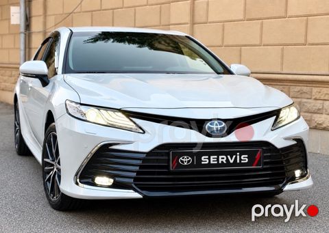 Toyota Camry, 2.5 L, 1.6 kWh, 2022 il, 50 000 km — Bakı