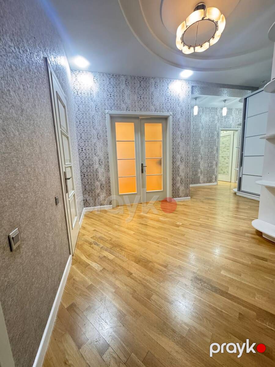 Satılır 3 otaqlı yeni tikili 190 m² — Mənzil, Bakı (4)