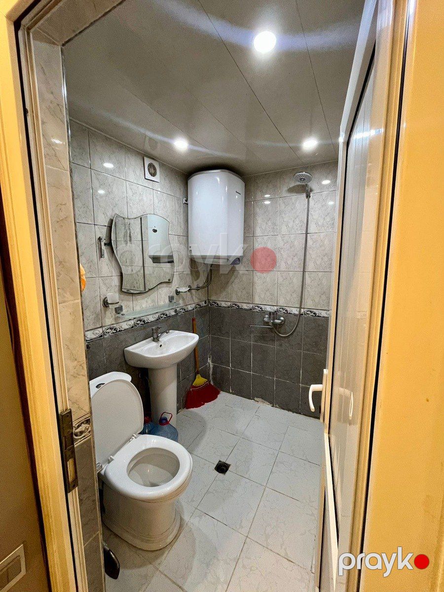 Satılır 3 otaqlı köhnə tikili 66 m² — Mənzil, Bakı (8)