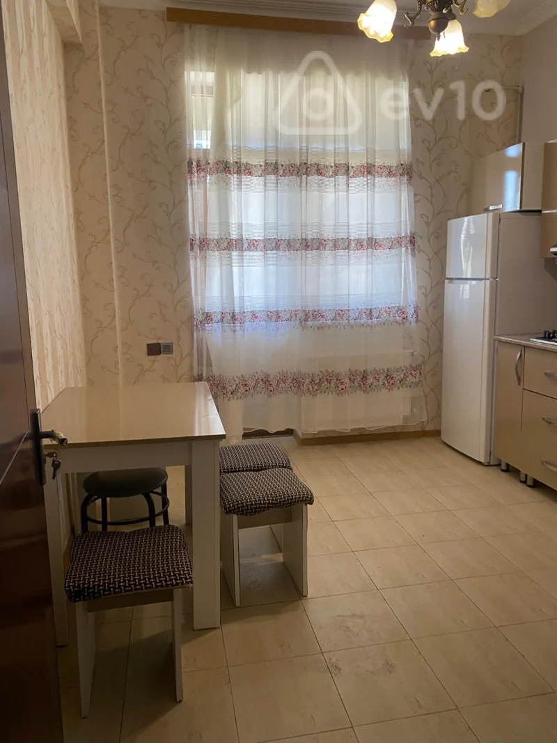 1 otaqlı mənzil, 90 m², Bayıl Jurnalistlerin binası — kirayə — Mənzil, Bakı (7)