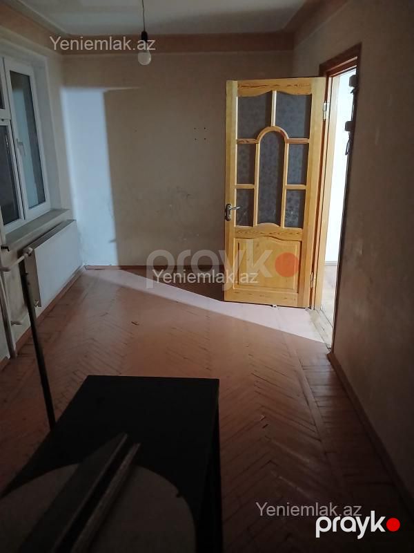 Satılır 2 otaqlı Bina evi menzil (Köhnə tikili), 46 m², 3-cü mikrorayon — Mənzil, Sumqayıt (4)