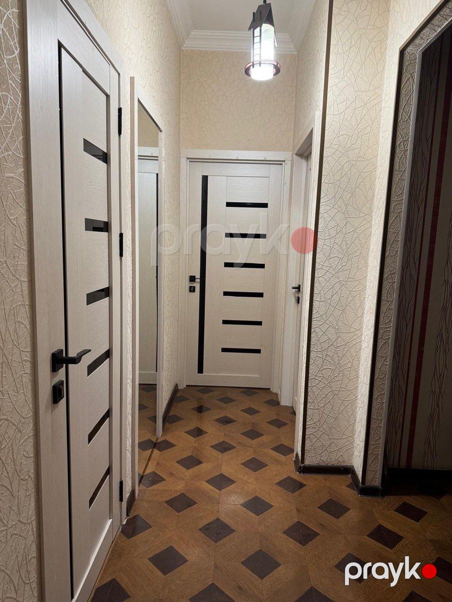 Satılır 2 otaqlı köhnə tikili 57 m² — Mənzil, Bakı (11)