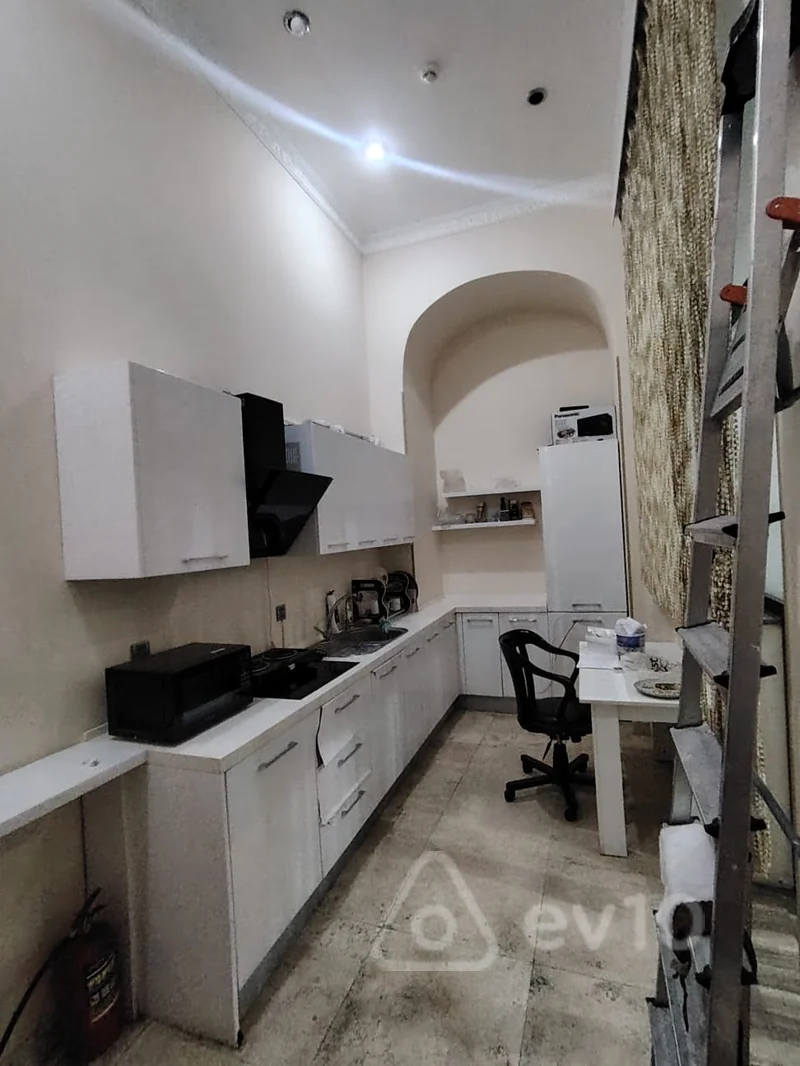 Ofis, 135 m², Mehdi Hüseyn küç. — kirayə — Ofis, Bakı (12)