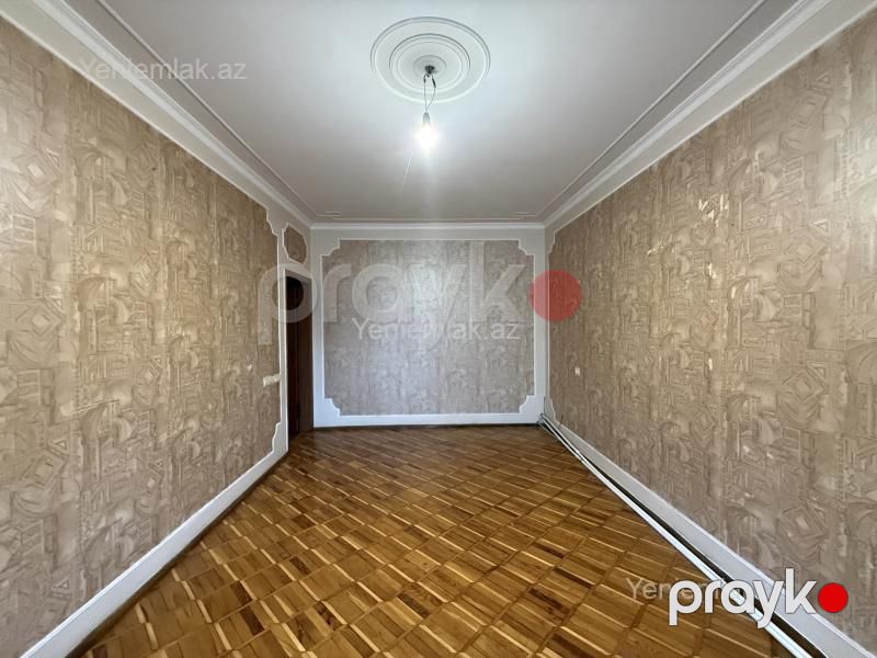 Satılır 5 otaqlı Bina evi menzil (Köhnə tikili), 112 m², Xətai rayonu — Mənzil, Bakı (9)