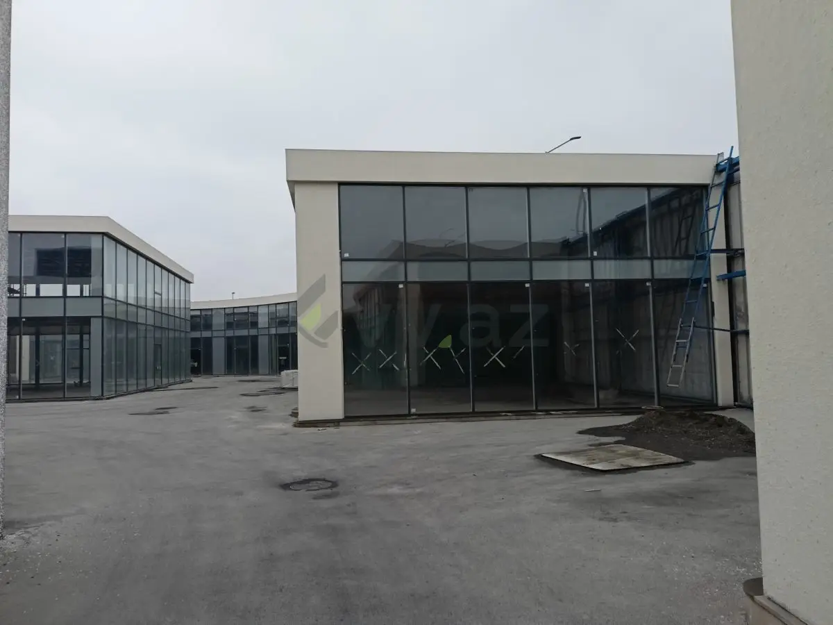 2500 m² Obyekt / Ofis Kirayə, Böyükşor qəs., Nərimanov, Bakı — Bakı