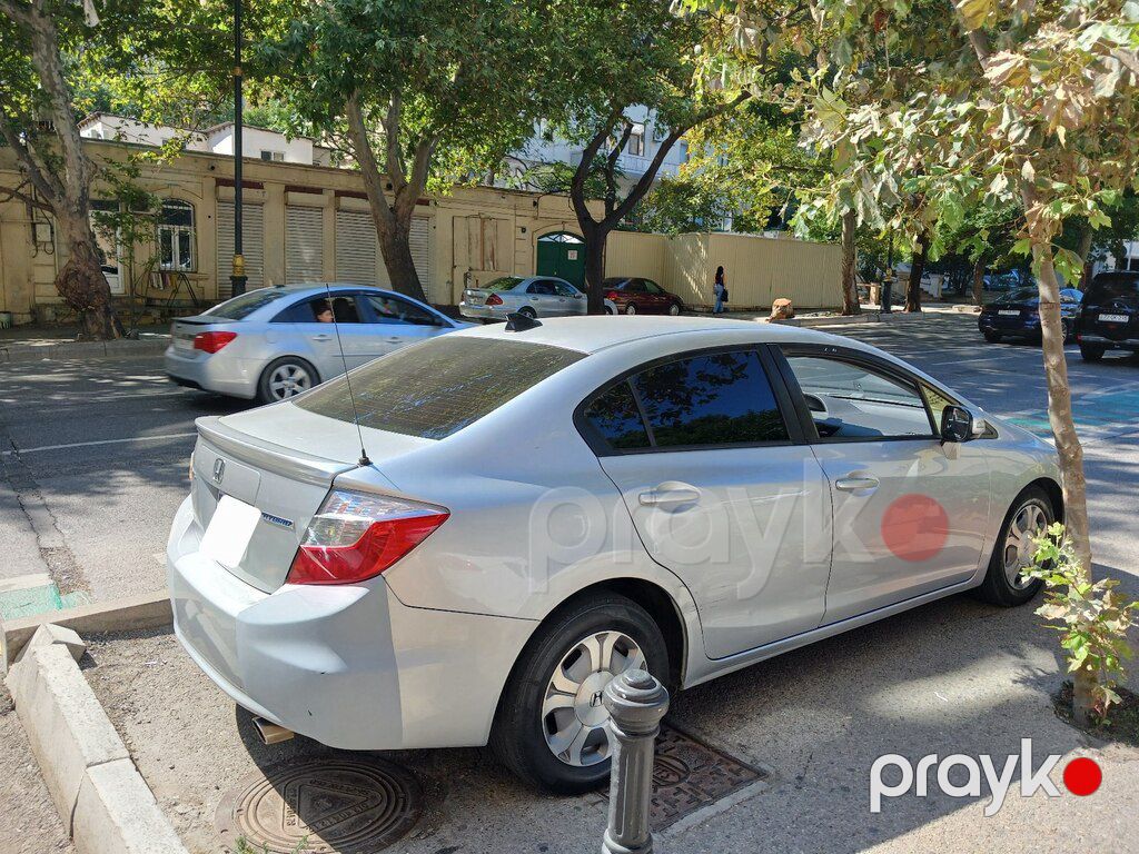 Honda Civic, 1.5 L, 0.64 kWh, 2012 il, 400 000 km — Avtomobillər, Bakı (4)