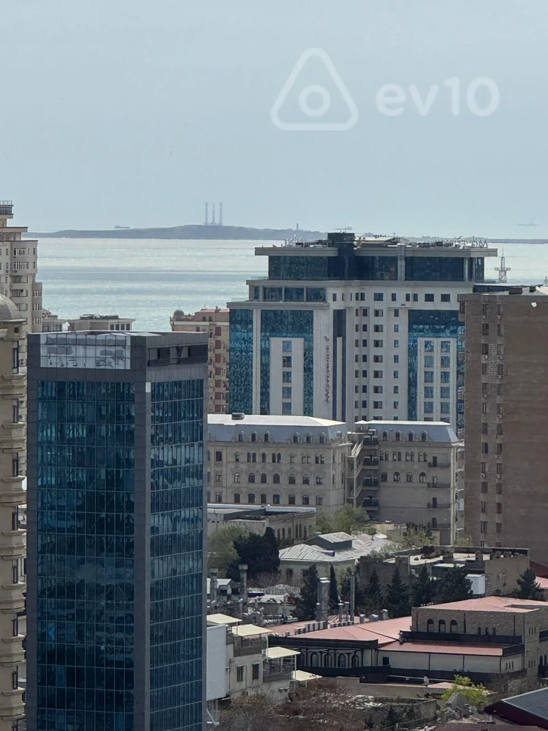 3 otaqlı mənzil, 138 m², Məhəmməd Naxçıvani küçəsi — Bakı