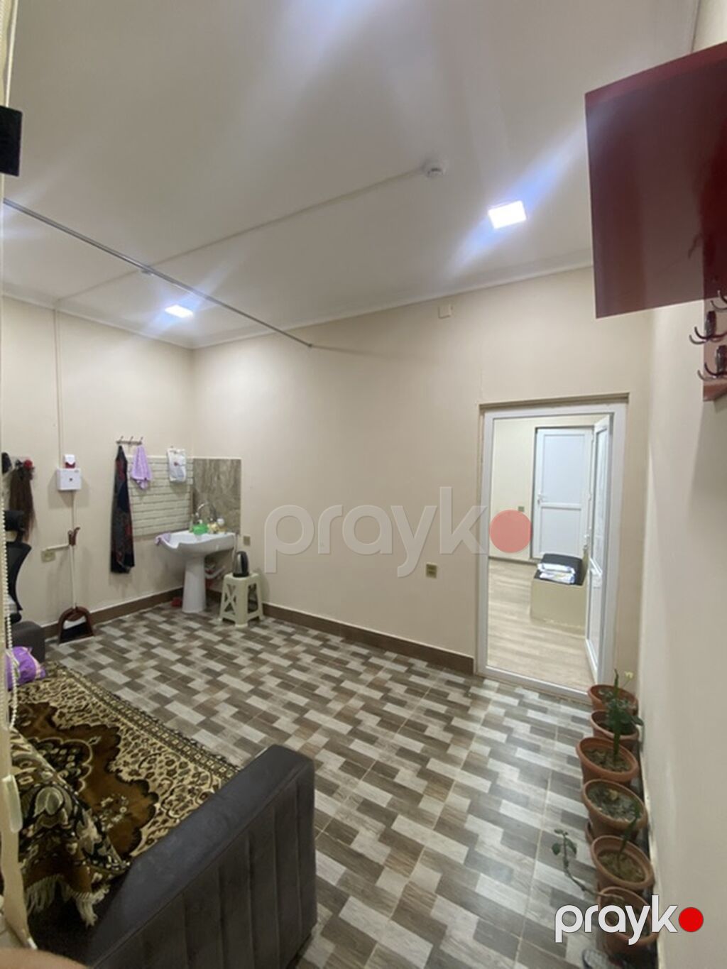 İcarəyə verilir – ofis/iş otaqları - İki ayrı iş otağı: biri qəbul/iş — Ofis, Sumqayıt (3)