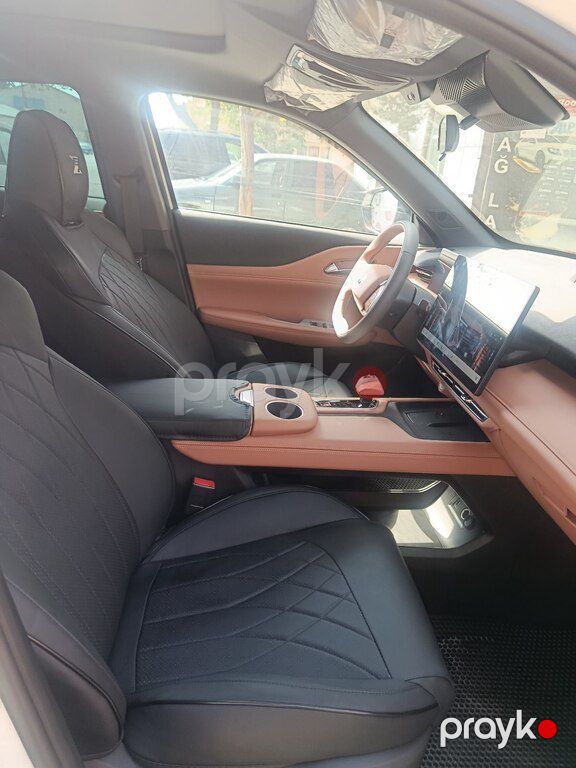 Changan Uni-Z, 1.5 L, 18.4 kWh, 2025 il, 5 500 km — Avtomobillər, Bakı (6)