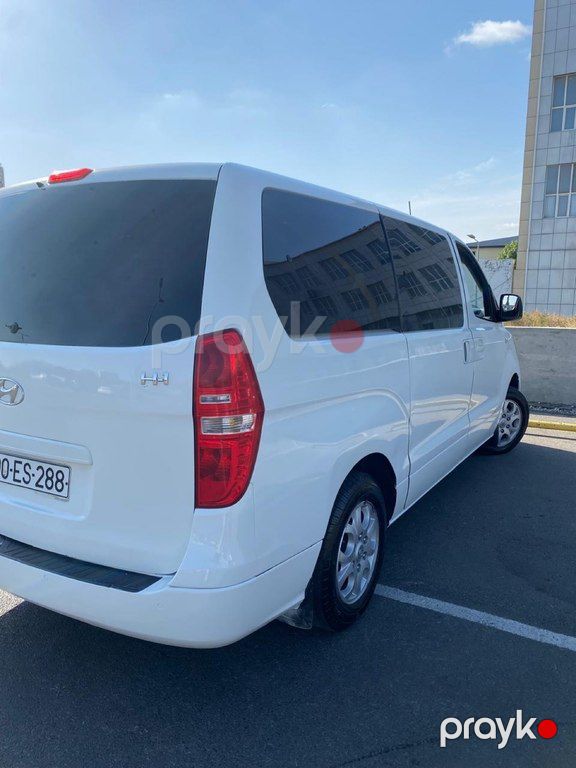 Hyundai H-1, 2.5 L, 2010 il, 445 000 km — Avtomobillər, Bakı (4)