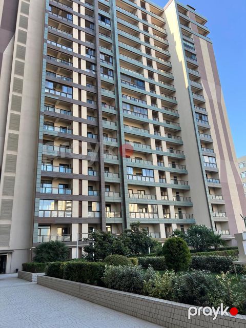 Satılır 2 otaqlı yeni tikili 84 m² — Bakı