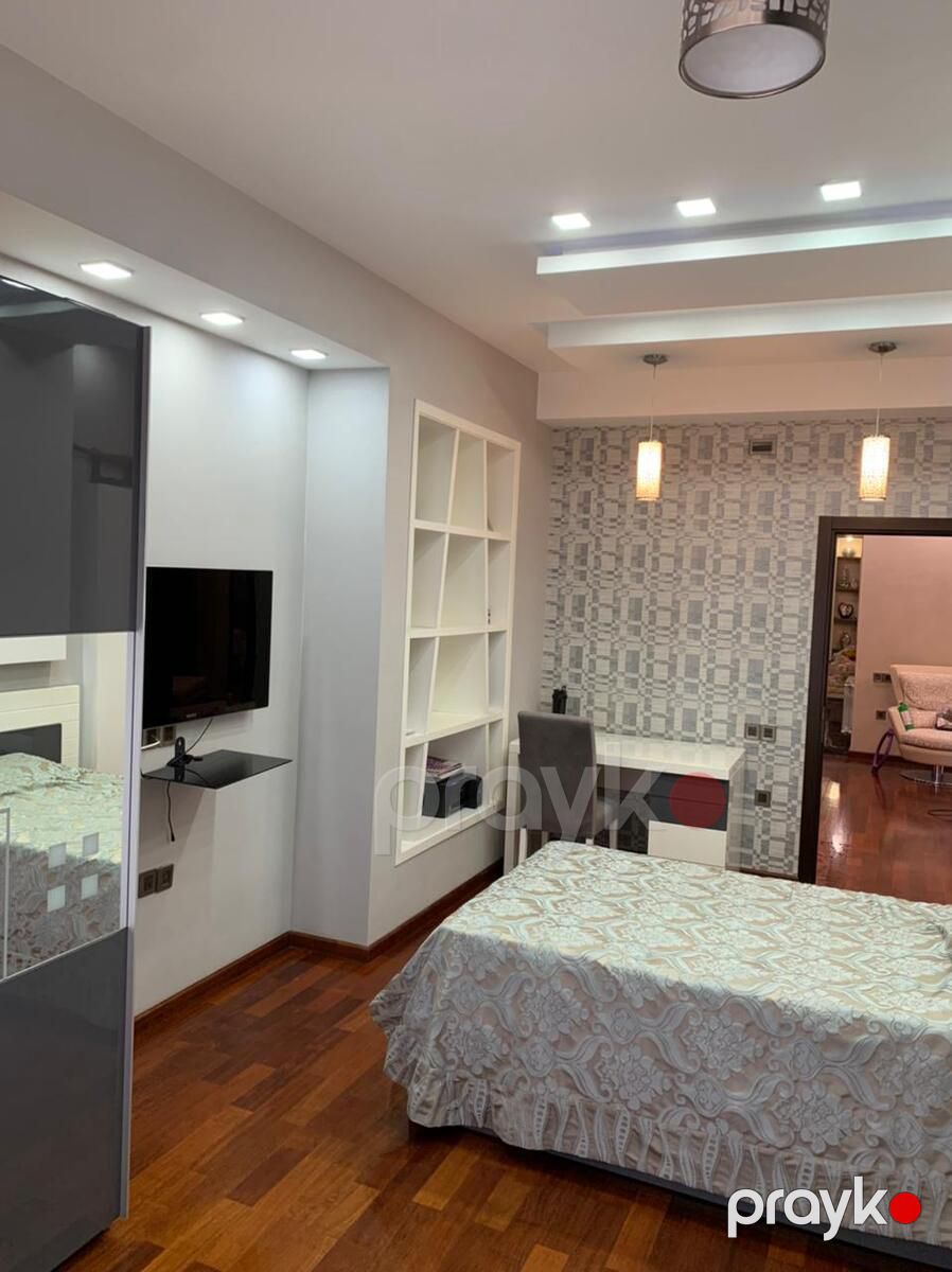 Satılır 4 otaqlı yeni tikili 225 m² — Mənzil, Bakı (9)
