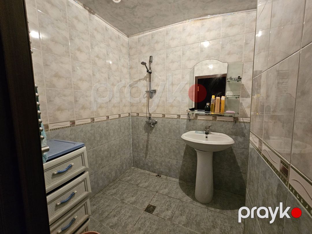 Satılır 4 otaqlı köhnə tikili 100 m² — Mənzil, Bakı (11)