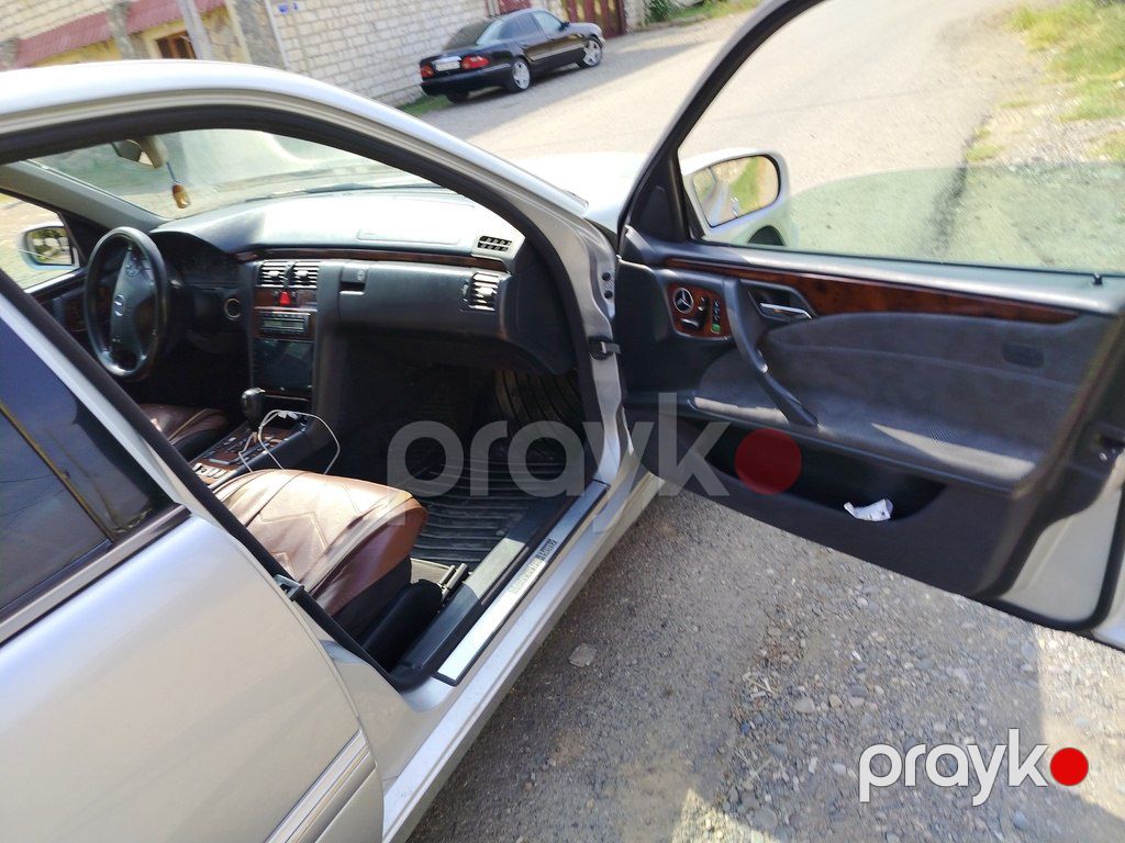 Mercedes E 240, 2.6 L, 2001 il, 350 000 km — Avtomobillər, Ağstafa (4)