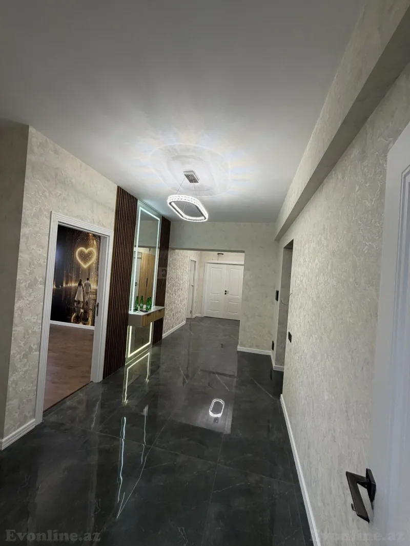 Satılır 3 otaqlı Mənzil Yeni tikili 117 m² Bakı, Xətai r., Həzi Aslanov — Bakı