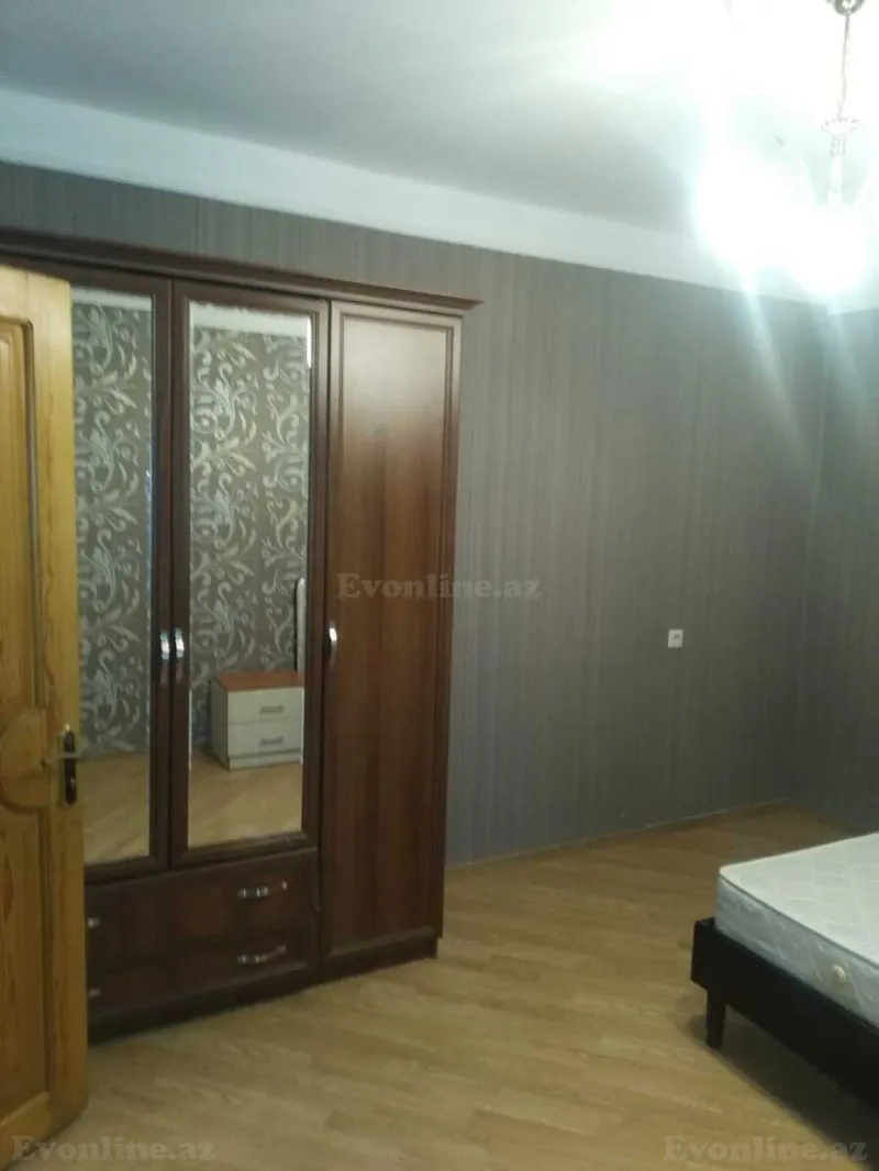 Satılır 2 otaqlı Mənzil Köhnə tikili 65 m² Bakı, Sabunçu r., Bakıxanov — Mənzil, Bakı (6)