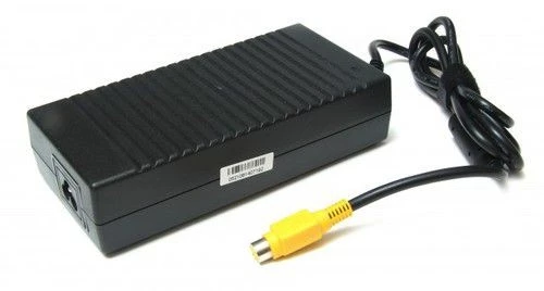 Toshiba 19V 9.5A (4-pin) adapteri — Bakı