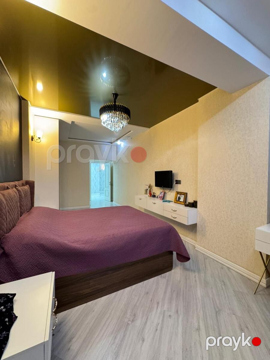 Satılır 4 otaqlı yeni tikili 200 m² — Mənzil, Bakı (5)