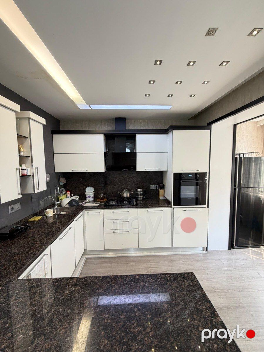 Satılır 3 otaqlı köhnə tikili 90 m² — Mənzil, Bakı (10)