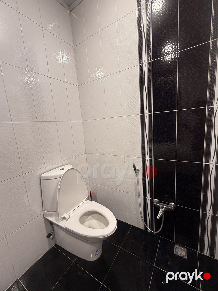 İcarəyə verilir 3 otaqlı yeni tikili 160 m² — Mənzil, Bakı (11)